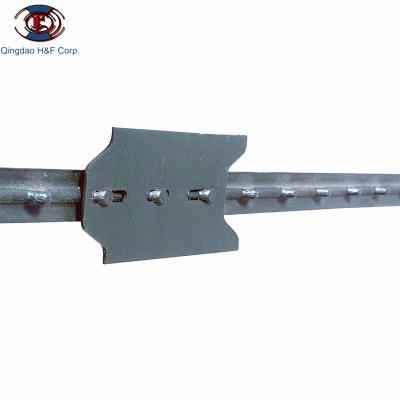 China Industrial Metal T Fence Post Studded T Post For Field Fence for sale