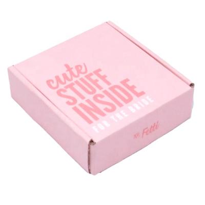 China Recyclable Luxury Eco Friendly Pink Mailing Box Packaging Custom Printed Mailer Box For Clothing for sale