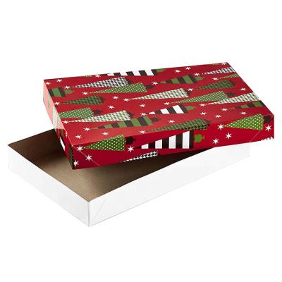 China New Recyclable Custom Designed Christmas Pattern Red Shirt Gift Box Red Shirt Box With Lids For Clothing for sale