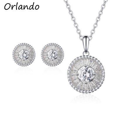 China 925 Sterling Silver Romantic Silver Diamond Necklace Jewelry Set Wedding Dress Bridal Accessories for sale