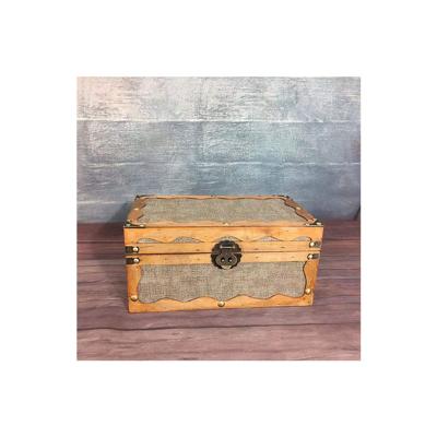 China OEM Antique Imitation Low Price Treasure Chest Style Vintage Decorative Wooden Tool Storage Box for sale