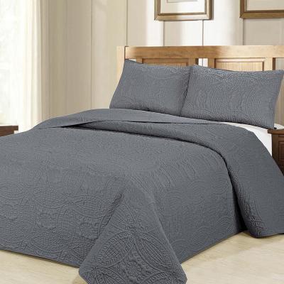 China Hotel Nondisposable Luxury Bedding Set Ultrasonic Embossing Wrinkle Fade Resistant Soft Premium Bedsprepad Set With Padding for sale