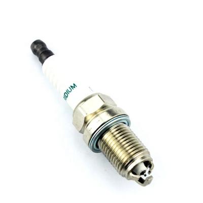 China Accessories Car Spark Plug Iridium 90919-01230 SK20BR11 For Car Standard for sale