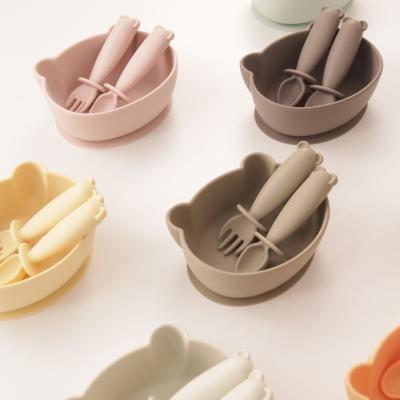 China Bear Bowl Eco - Friendly Material Silicon With Cover Customized Logo Strong Suction Base One - Piece Bear Shape Silicone Baby Feeding Dinner Bowls for sale