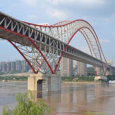 China Ponte em arco de aço pré-fabricada pintada pela metade de alta resistência à venda