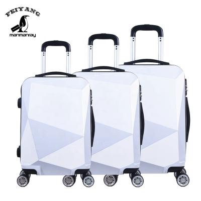 China Outdoor Luggage Bag New Arrival Fashion Style ABS PC Luggage Sets With Good Price for sale