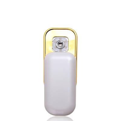 China Handheld Facial Moisturizer Skin Moisturizing Ion Facial Steamer for sale