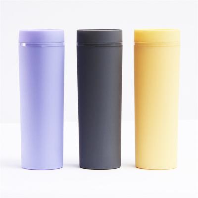 China Sustainable Plastic Portable Upright Cup Car Cup Car Doubles Handy Cup Kitchen Instruments for sale