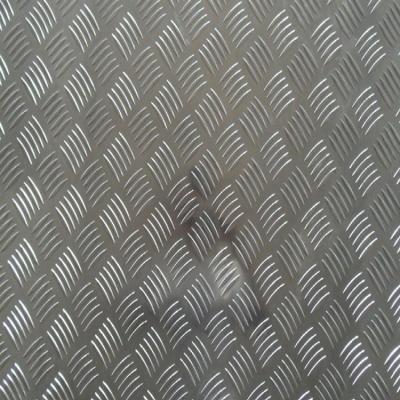 China For Non-slip Flooring In Embossed Automobiles And Brighter Alloy Five Bars 1Mm-8Mm Diamond Plate Checkered Alloy Sheet Plate 1370 Aluminum Sheet for sale