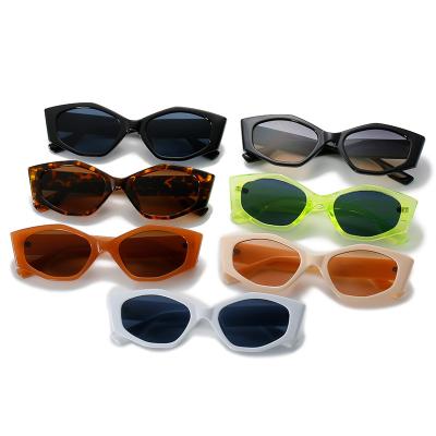 China Fashion Sunglasses Shape Brand Designer Fashion Sunglasses Polarized Square Eyeglass Square Sunglasses For Women for sale