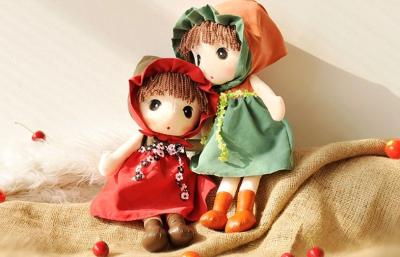 China 25CM cloth dolls plush toys Unusual Holiday Gift , OEM Lovely Girl Stuffed Doll for sale