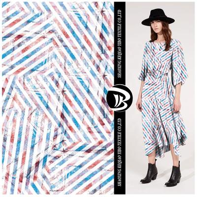 China Memory Textile Maker Polyester Bubble Pop Chiffon Fabric Geometric Pattern Digital Print For Dress for sale