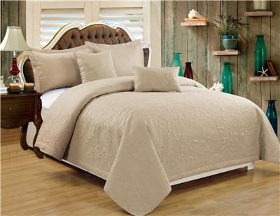 China Quilts 5pcs Microfiber Bedding Set Solid Color Embossed Pattern for sale