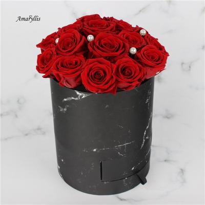 China Celebratory Gifts 2019 New A Grade High Quality Wholesale Preserved Roses In Round Gift Box Eternal Rose Circular for sale