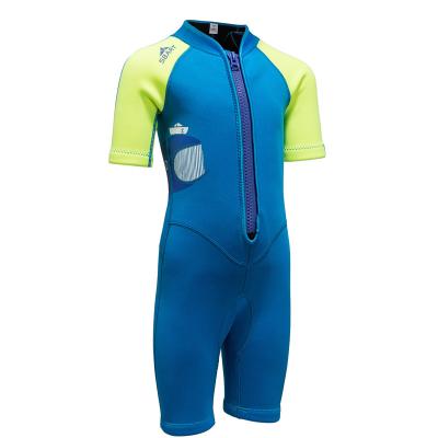 中国 2MM Kids WetSuit Back Spring Zipper Child Diving Suit Antibacterial Neoprene Kids Surfing Wetsuit 販売のため