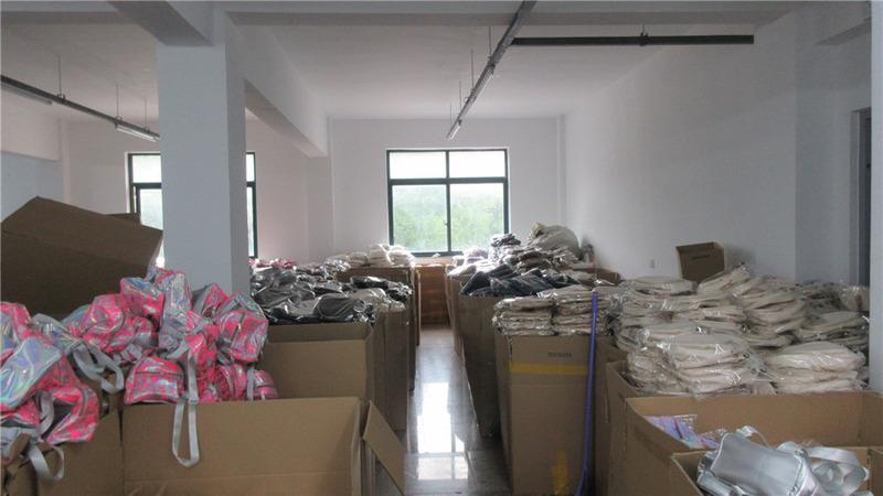 Verified China supplier - Yiwu Hongchi Technology Co., Ltd.