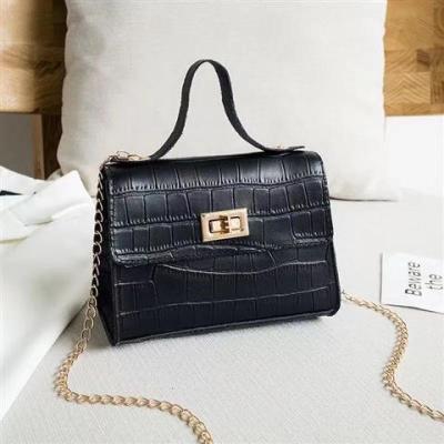 China Fashionable Women's Cross - Fashionable Cute Body Bag PU Leather Women Mini Shoulder Bag Novelty Button Cross Body Clips Crocodile Design Clutch Bag for sale