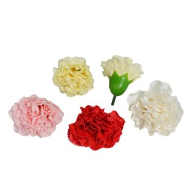 China Hot Sale Environmental Friendly Scented Real Touch Handmade Mini Bouquet Gift Box Decorated Artificial Flowers New Soap Carnations Flower for sale