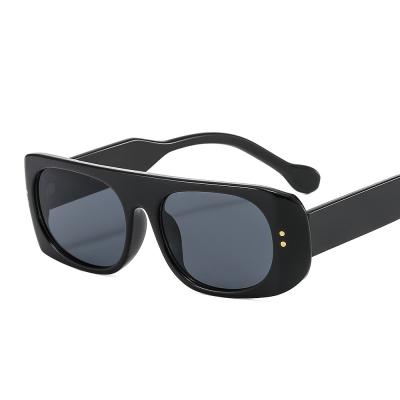 China Fashion Sunglasses Wholesale Retro Shades Unisex Customized UV Protection Sunglasses for sale