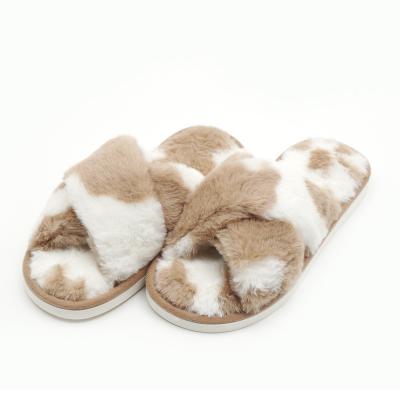 China Funny Plush Anti-Smell Slipper, Fashion Winter Indoor Slipper, Cow Slippers for sale