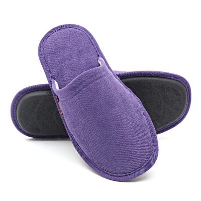 China Fashion Trend Thin Corduroy Material Closed Toe Indoor Slippers Comfortable Warm For Men for sale