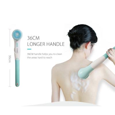 China New Handheld Cosmetic Long Handle Roll Massage For Bath Spa Shower Brush Body Electric Long Handle Rotation Customized for sale