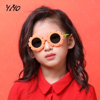 China Petal glasses baby colorful children's sunglasses sunflower children's sunglasses flower fashion sunglasses cute cartoon for sale