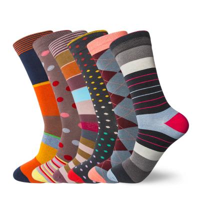 China QUICK DRY custom wave dot and stripe print crew sock colorful unisex jacquard combed cotton men casual socks for sale