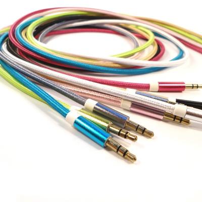 中国 Wholesale car multi color gold plated aux audio cable. Connector Metal Head Cable 3.5mm Nylon Braided 販売のため