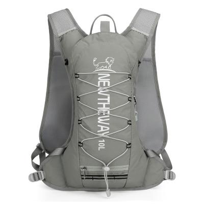 China Customized water repellent nylon backpack with water bag to cycle and replenish water, with helmet strap to cover the backpack for sale