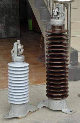 China ODM Electrical Porcelain Line Post Insulator ANSI 57 Series for sale