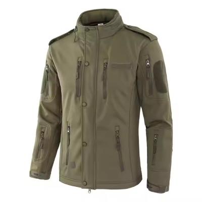 Chine Homme personnalisé Sports Camo chaud vert étanche noir entraînement en plein air Softshell Polar Fleece Marine Jackets tactiques hivernaux à vendre