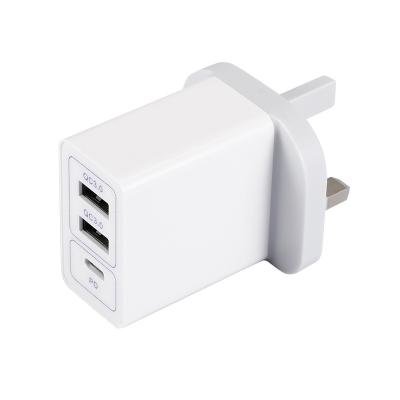 China New Arrival 36W UK COMPUTER Dual Port Fast Charging Palladium Wall Type-C QC3.0 Charger For Mobile Phones for sale