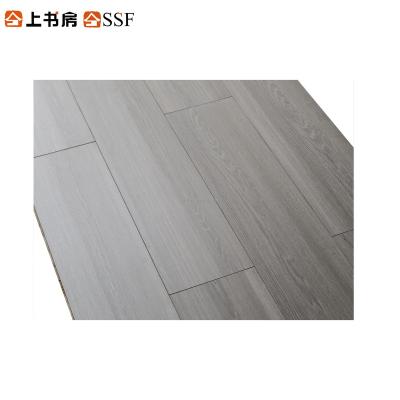 China Modern Indoor Multilayer Engineered Solid Wood Flooring 15mm V-Groove Laminate Wear Resistant Matte Flooring for sale