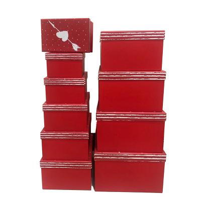 China Recycled Materials 2022 New Glossy Lamination Decoration Heart Design Empty Luxury Valentine Paper Gift Set Boxes Wholesale for sale