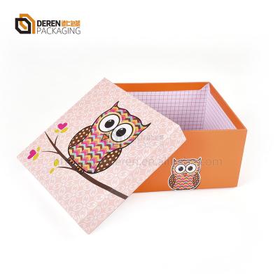 China Yiwu factory wholesale cheap recyclable branded logo printing machine made paper box for clothes for sale