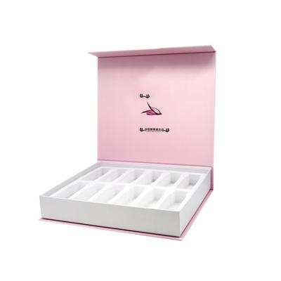 China Recyclable High Quality Elegant Cosmetics Perfume Magnetic Close Packaging Paper Box for sale