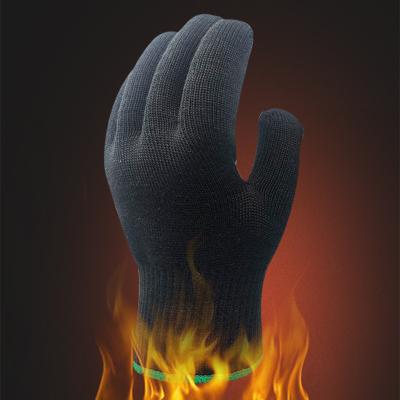 China Comfortable heat resistant short gloves, BBQ gloves, oven gloves for sale