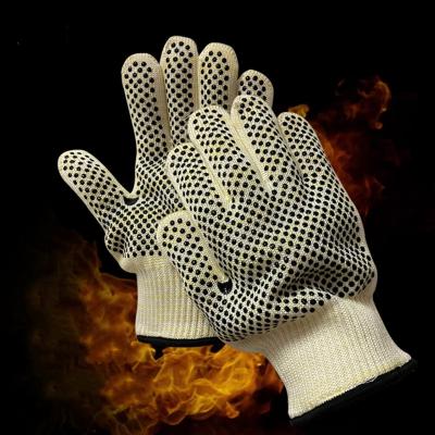 China Aramid Comfortable Heat Resistant Gloves Non-slip Silicone Microwave Oven Grill Gloves for sale