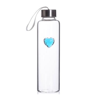 China High Quality Heat Resistant Viable Borosilicate Glass Water Bottle Glass Water Bottle With Colors Heart for sale