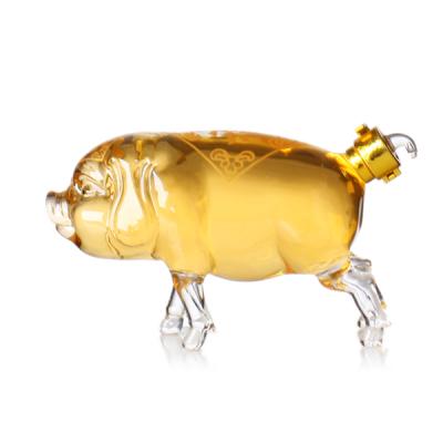 China Heat-resistent QiAOQi Chinese Zodiac Animal Pig Shaped Craft Glass Wine Bottle for sale