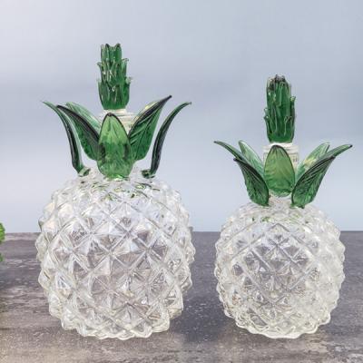 China Heat-Resistant High Borosilicate Pineapple Bottles Heat Resistant for sale