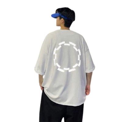 China Anti-wrinkle T-shirt fashionable oversized men's heavy cotton reflective logo t-shirt dropped shoulder men's T-shirt for sale