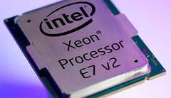 China 22 nm Lithography E7 - 8870 v2 15 Core Intel Xeon E7 Processor 2.30 GHz 30M for sale