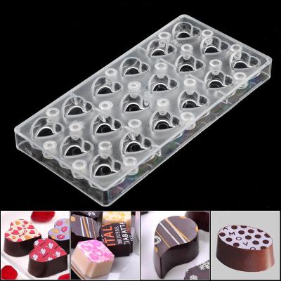 China PC Sustainable Polycarbonate Chocolate Molds Custom Candy Molds Heart Mold With Iron Plate for sale