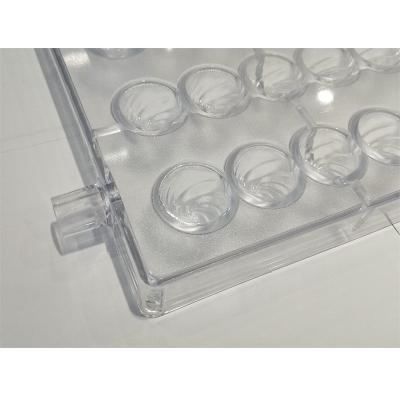 China Cavaties Sustainable PC Polycarbonate Chocolate Mold Heart Shaped Hard Candy Molds For Chocolate Machine for sale