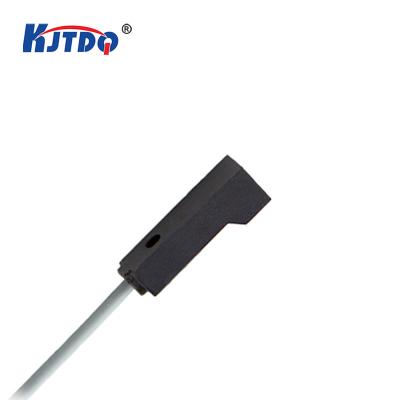 China Non-Concise Universal Y9 NO NC NPN PNP Sn 2.5mm Square Form Inductive Proximity Sensor Switch for sale