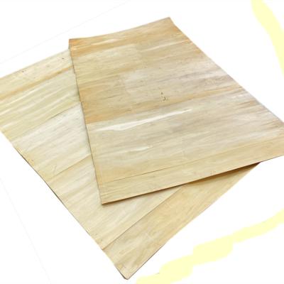 China Drying Cheaper Price Engineered Veneer Eucalyptus Wood Veneer For Plywood for sale