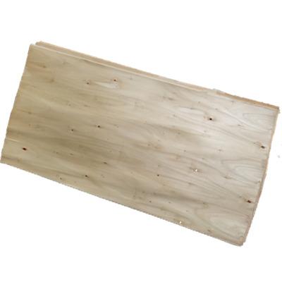 China Premium Gum Wood Veneer Rotary Cut Eucalyptus Core Water Drying for sale