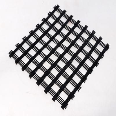 China High Tensile Strength 60*60mm Biaxial Hole 40KN PP Geogrid For Construction for sale